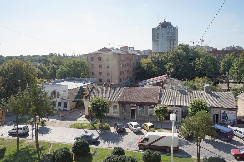 Apartment On Kniaziv Koriatovychiv Kamianets-Podilskyi Exterior foto